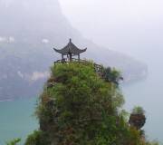 三峡大瀑布半日游 纵览高峡平湖  体验三峡文化