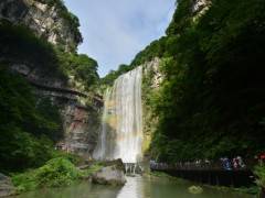 宜昌三峡大瀑布+三游洞一日游(坐船游览长江三峡.西陵峡)图1