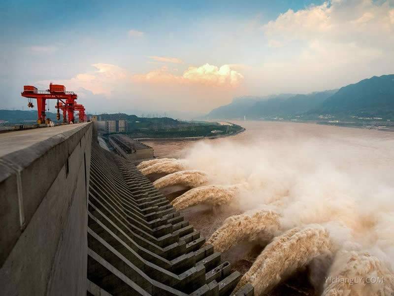 三峽大壩減少下泄量緩解中下游防洪壓力
