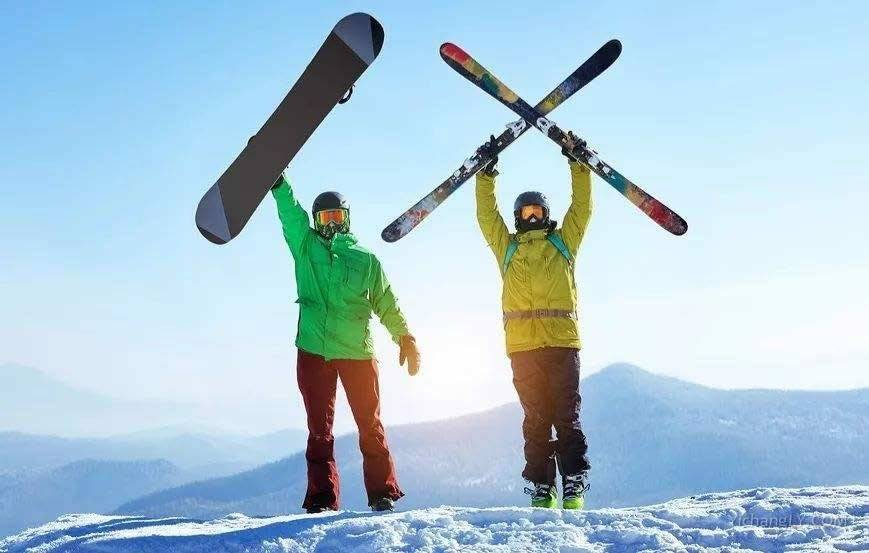 滑雪單板和雙板哪個難