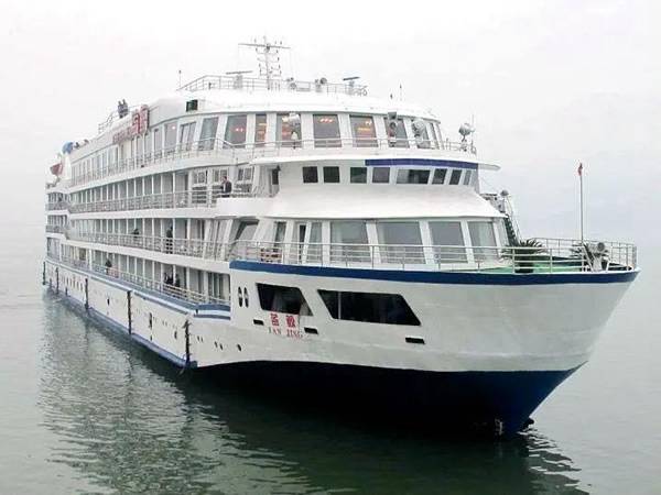 【蓝鲸号游轮】长江海外系列游船下行重庆到宜昌单程四日游