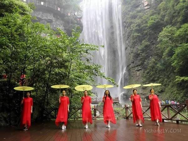 宜昌到三峡大瀑布 金狮洞 情人泉一日游图3