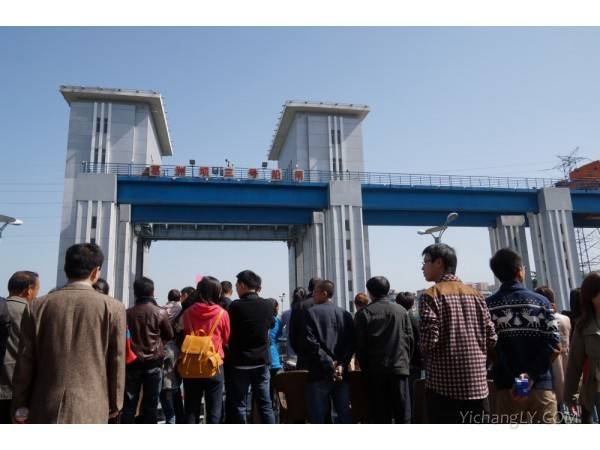 住宜昌东站附近有车去三峡大坝吗图2