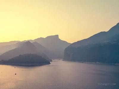 乘着长江三峡游轮度假是一种什么感觉？