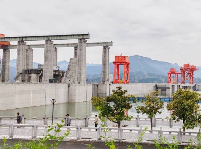 醉豪华游船    两坝一峡一日游图2