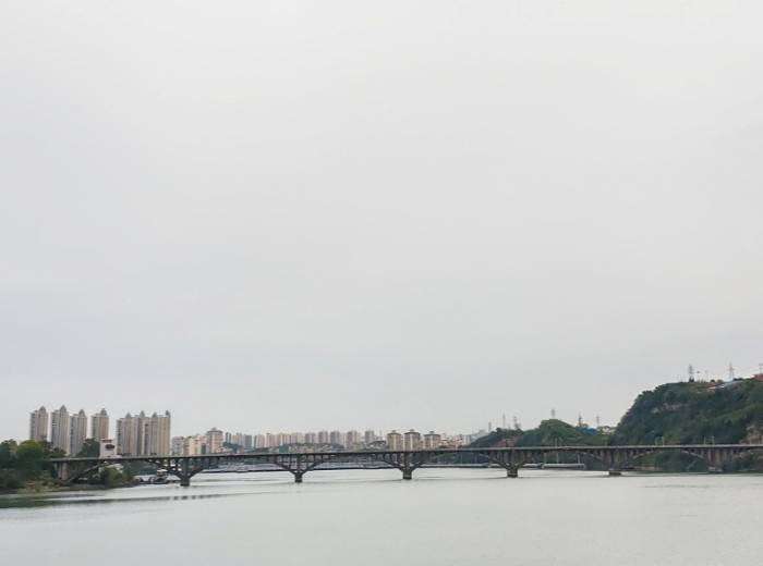 豪华游船两坝一峡半日游【船过葛洲坝船闸+西陵峡】图8