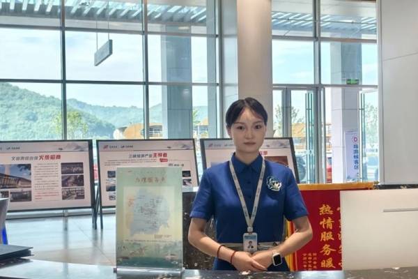 三峡游客中心启用宜昌旅游年卡线下咨询办理点
