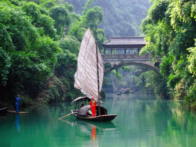 3990876_163740303102_2_副本