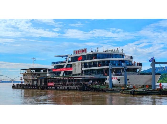 两坝一峡臻享全域游 和谐号游船带你一天畅游葛洲坝船闸、三峡大坝、三峡升船机图1