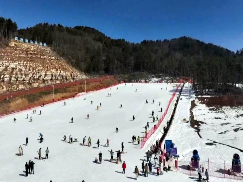 昭君国际滑雪场1