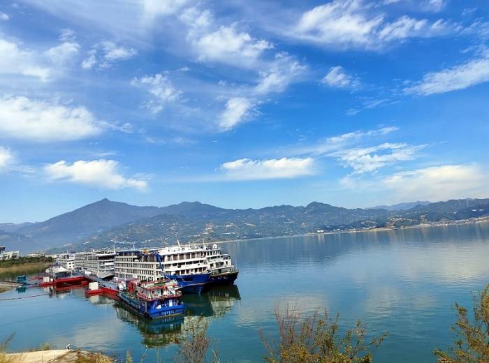 【三峡游船】豪华游船总统八号带你畅游长江三峡，宜昌-重庆上水在线预定享优惠图2