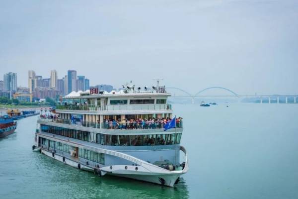 三峽機場年旅客吞吐量再破300萬人次 成為湖北省第二個年出入境客流量超10萬人次的口岸