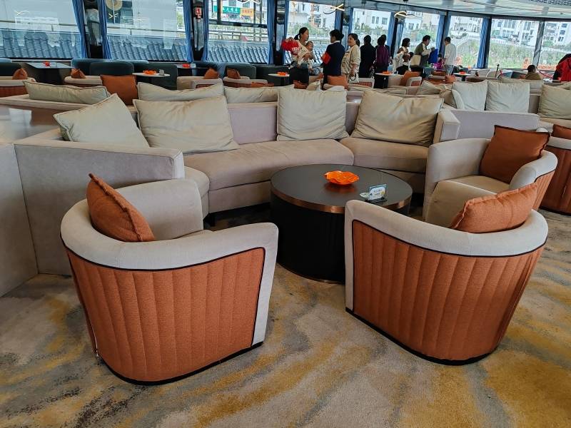 两坝一峡288元多功能大厅八人卡座