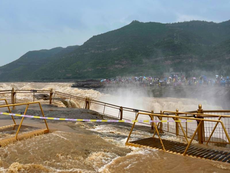 壶口瀑布2_副本