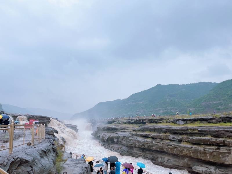 壶口瀑布1_副本