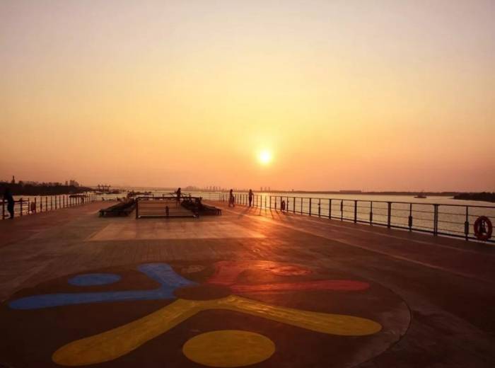 三峡游轮世纪荣耀5日游具体行程 2025年宜昌到重庆五日游轮推荐图4