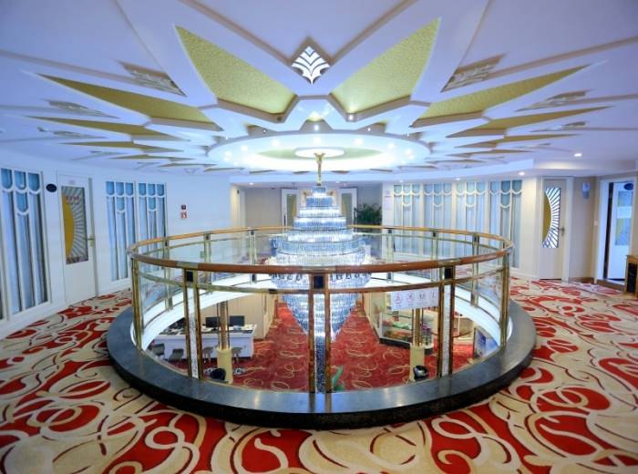 2025年长江发现/传说游轮宜昌到重庆5日 长江发现全揽三峡大坝/巫峡/神女峰/神女溪/瞿塘峡/丰都鬼城/阳台房/自助餐长江三峡豪华游轮宜昌到重庆游邮轮船票图2