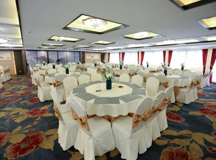 2025年长江发现/传说游轮宜昌到重庆5日 长江发现全揽三峡大坝/巫峡/神女峰/神女溪/瞿塘峡/丰都鬼城/阳台房/自助餐长江三峡豪华游轮宜昌到重庆游邮轮船票图3