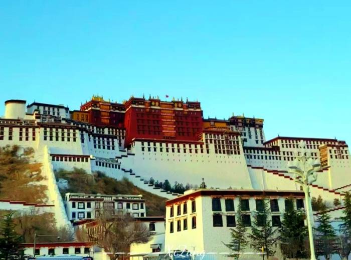 宜昌去往西藏（拉萨+林芝+日喀则）所含的旅游景点/11日前藏+后藏全景游的价格【开往西藏的列车】图2