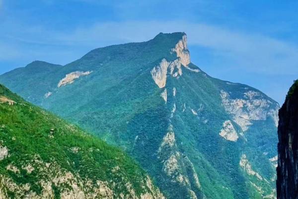 乘坐世纪江山如诗游船|打卡十块钱背面的三峡夔门的位置和时间