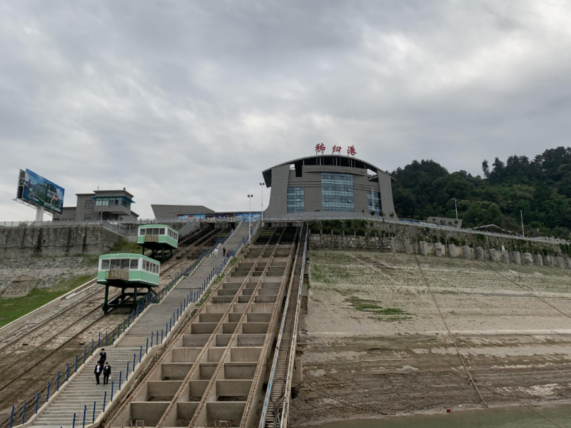 微信图片_20250510111338_副本(1)