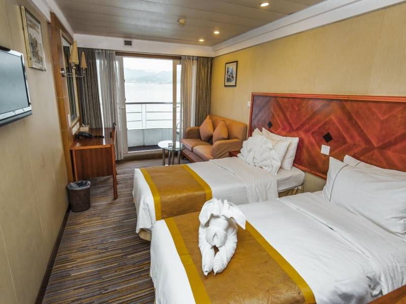 领航号游轮简介_2