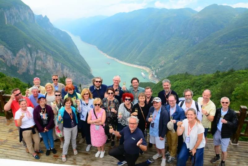 巫山神女天路_副本