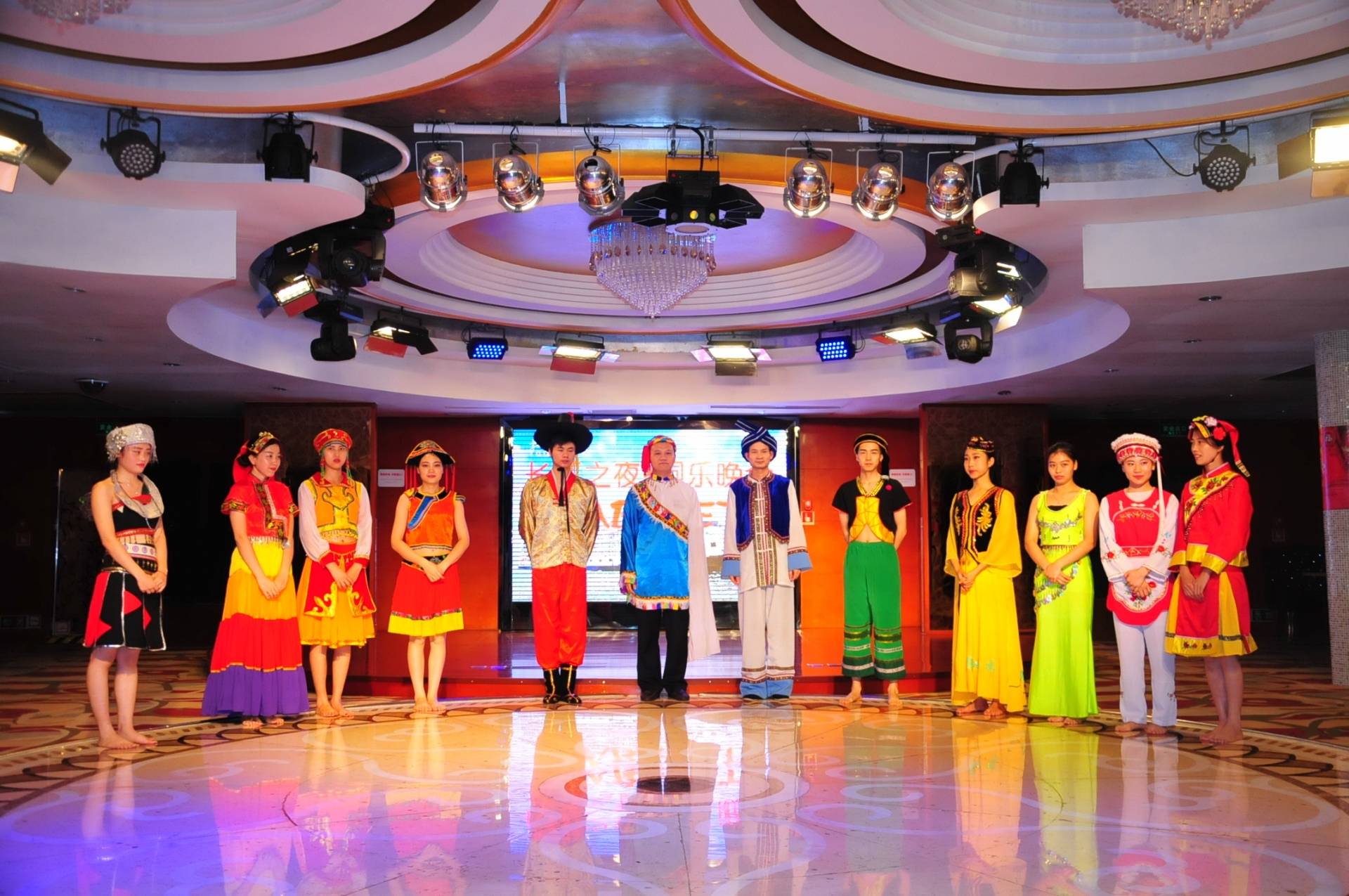 长二5楼多功能厅 (1)