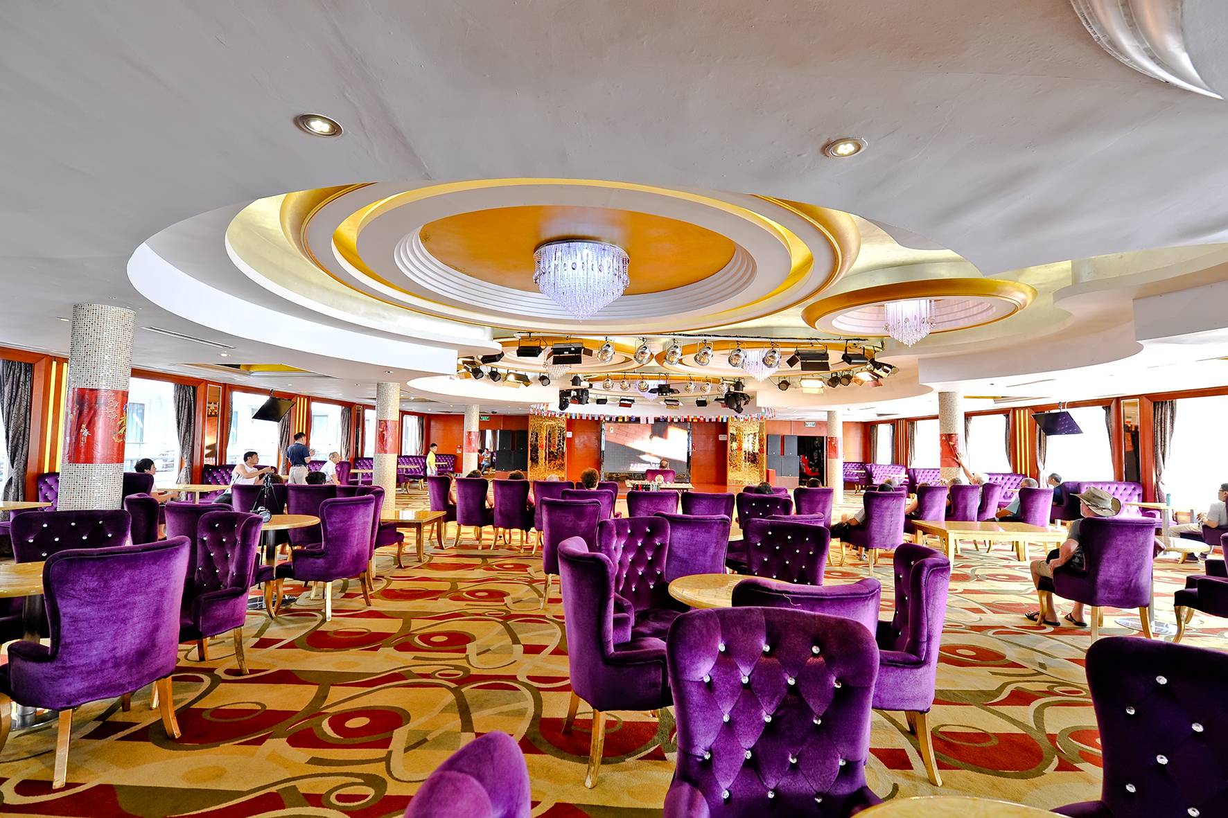 长二5楼多功能厅