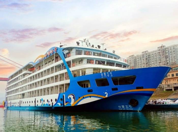 【华夏五号游轮（华夏神女1号游轮）】宜昌到重庆五天四夜，豪华游船畅游长江三峡图1