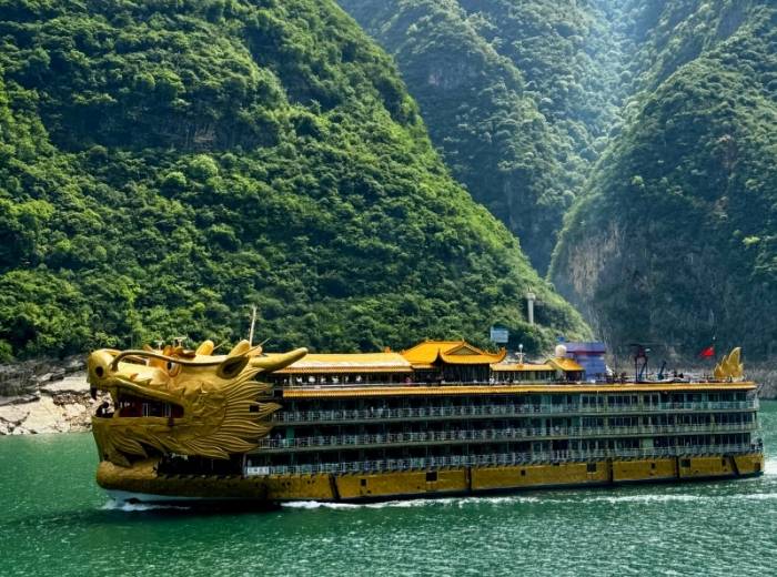 【皇家盛世号游轮】宜昌到重庆三天两晚，璀璨盛世·邂逅三峡图1