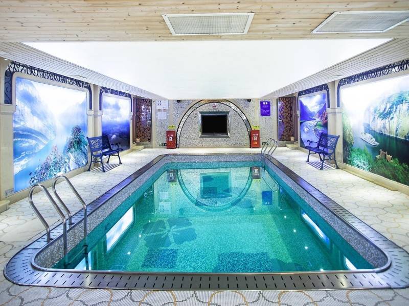 恒温游泳池_副本