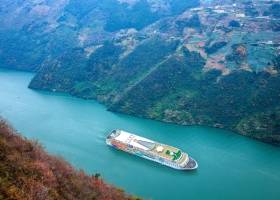 长江奇迹游轮宜昌至重庆5日游线路详情，费用包含，去到神农架的豪华游船推荐