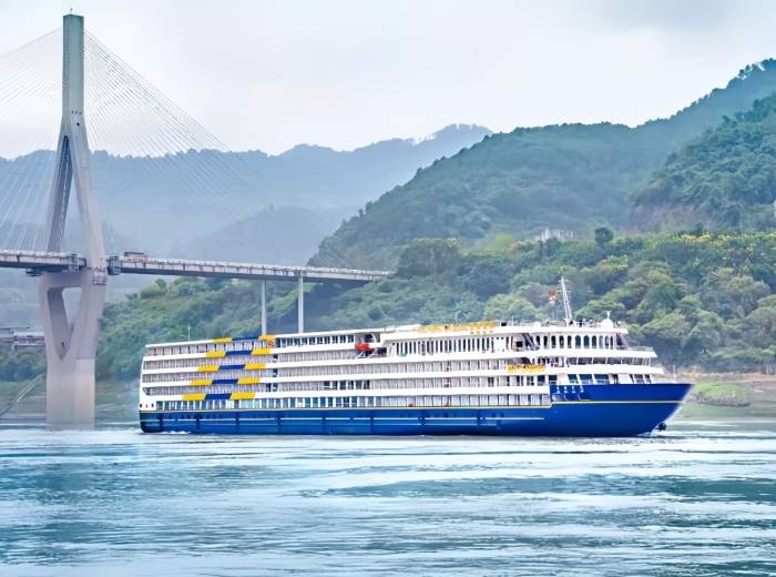 美维凯悦游轮重庆到宜昌多少钱，三峡游轮美维凯悦重庆到宜昌四日游行程安排图1