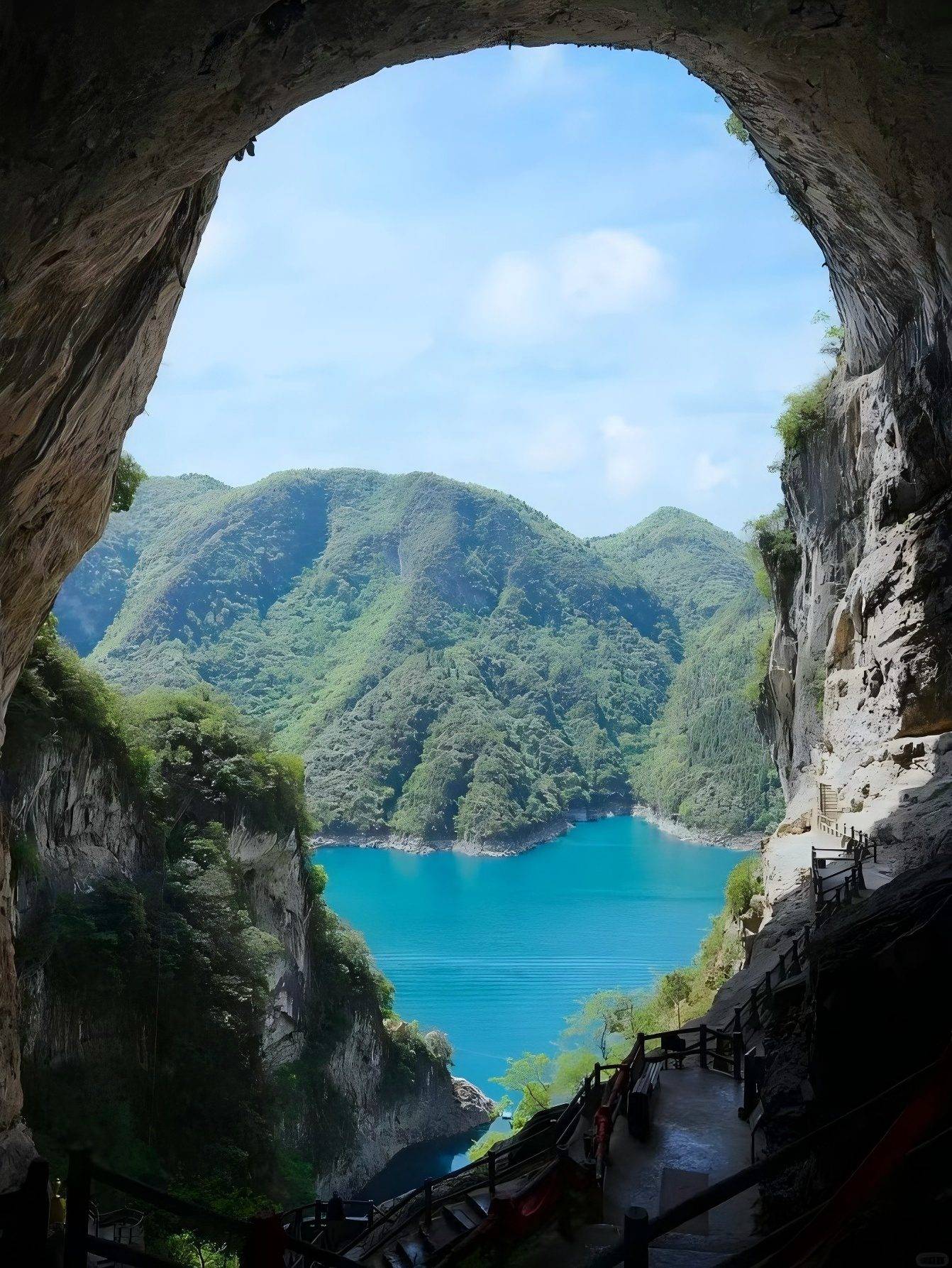 48414704cad1d13948fb158a1dfdba7(1)