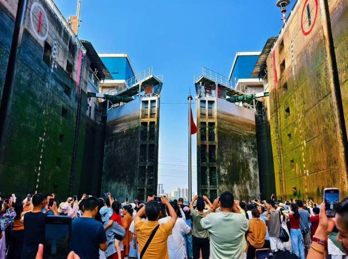 两坝一峡臻享全域游预约电话【18986789364】一票畅玩宜昌周边景点图1