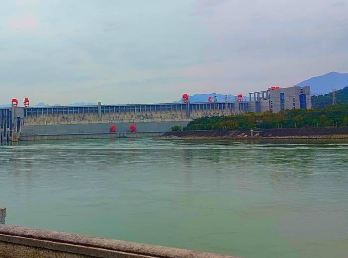 宜昌夜游长江加两坝一峡二日游线路详情，跟团价格图5