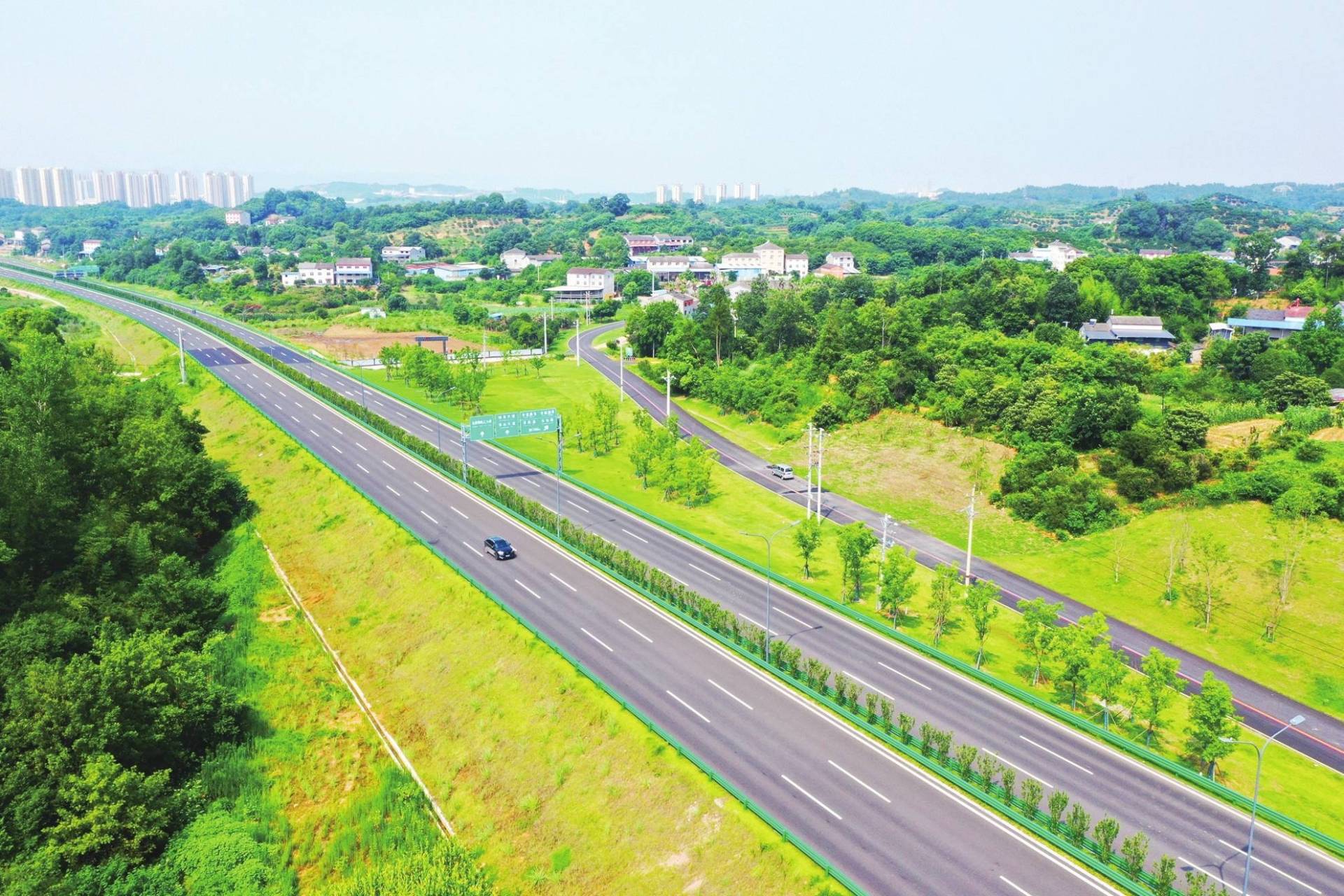 8bd65a50-eee0-4674-9c38-bfe6c45377e3(1)