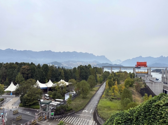 宜昌大坝升船机+车进三峡人家二日游跟团游图2