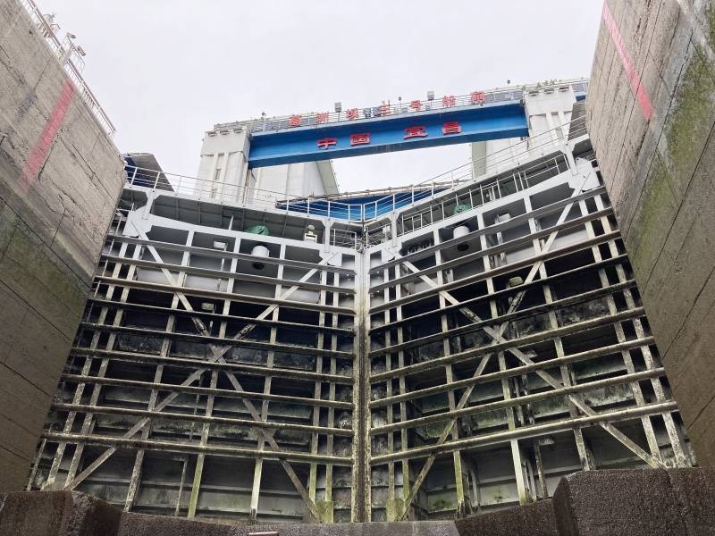 葛洲坝船闸2
