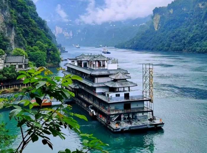 宜昌三峡大瀑布+船线人家二日游跟团游图3