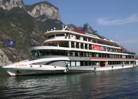 宜昌三峡大瀑布+两坝一峡+车进三峡人家三日游跟团游