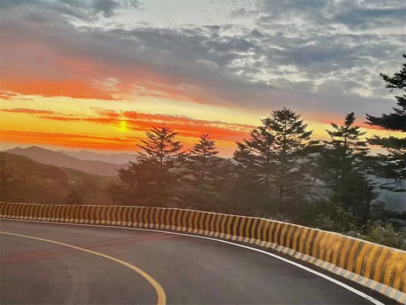 32b43d0f2ba514d69f1efb1a848d95da_副本