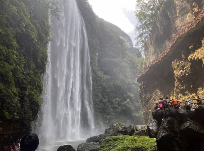 宜昌三峡大瀑布>三峡人家>三峡大坝二日游，456元玩转宜昌5A景区图3