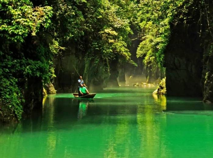 宜昌到恩施（土司城+恩施峡谷+屏山+宣恩+梭布垭）四天三晚纯玩0购物团图3