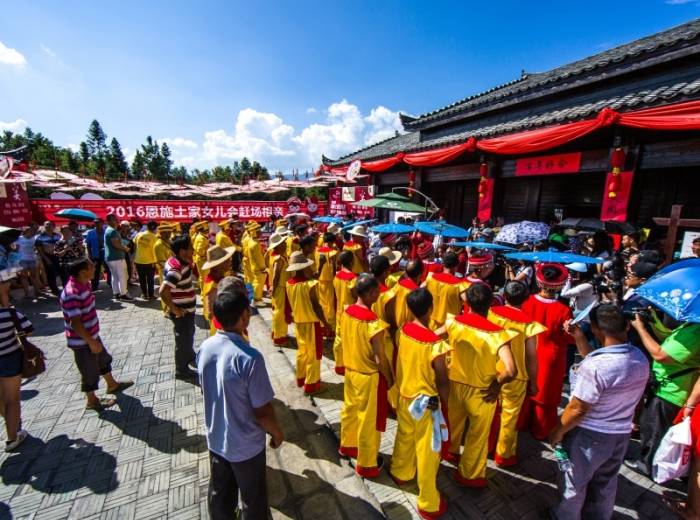 宜昌到恩施（土司城·女儿城·大峡谷·梭布垭）三日纯玩无购物跟团游图3