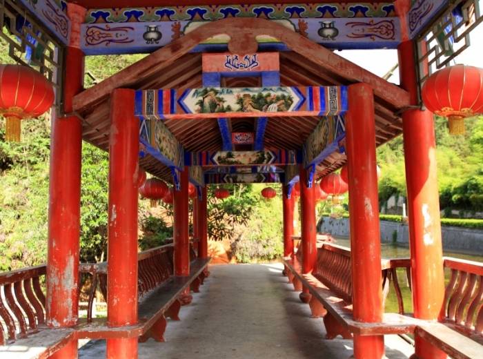 宜昌到恩施土司城·女儿城·大清江·地心谷三天两晚纯玩0购物团图2