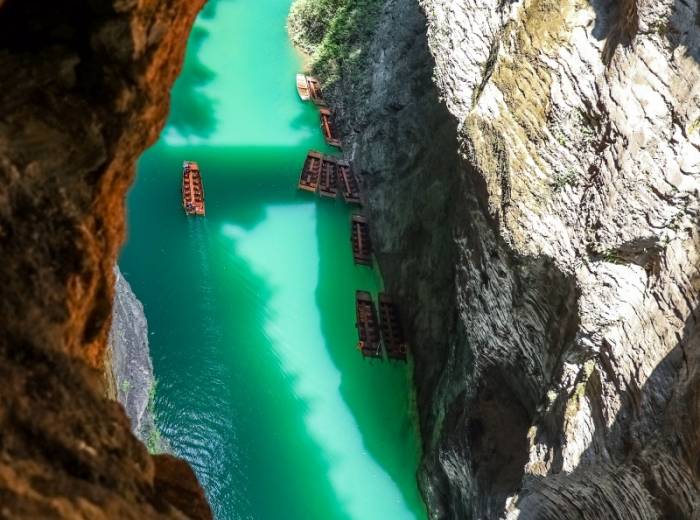 宜昌到恩施土司城·女儿城·屏山大峡谷·宣恩夜景·梭布垭三天两晚纯玩0购物团图2