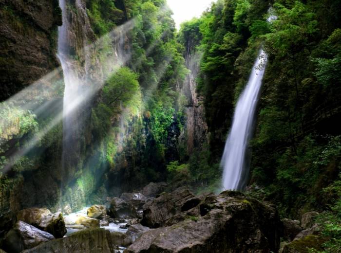 宜昌到恩施（土司城+恩施峡谷+大清江+梭布垭）四天三晚纯玩0购物团图4