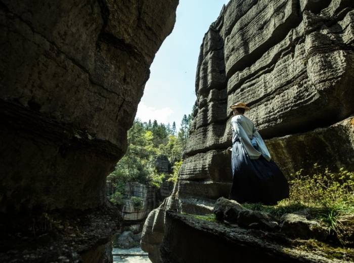 宜昌到恩施（土司城+恩施峡谷+大清江+梭布垭+腾龙洞）五天四晚纯玩团图2